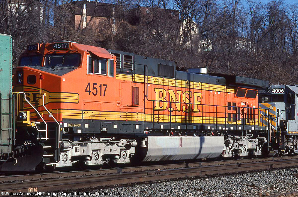 BNSF 4517